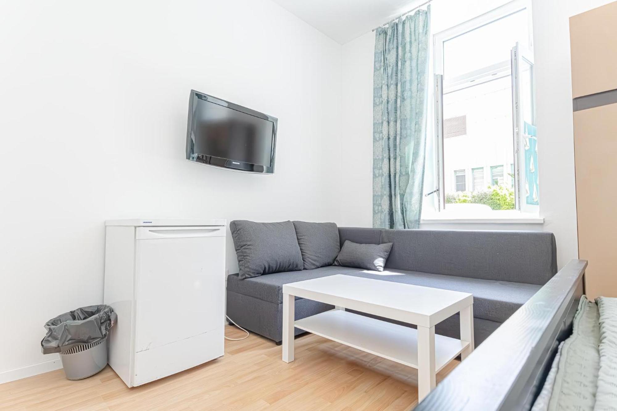Loevly Shared 6Br With Garden Near Danube & Millenium City Bécs Kültér fotó