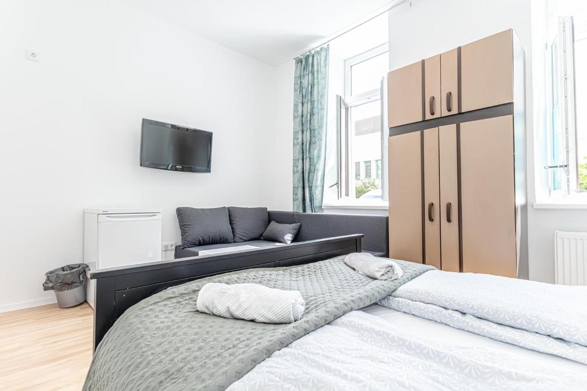 Loevly Shared 6Br With Garden Near Danube & Millenium City Bécs Kültér fotó