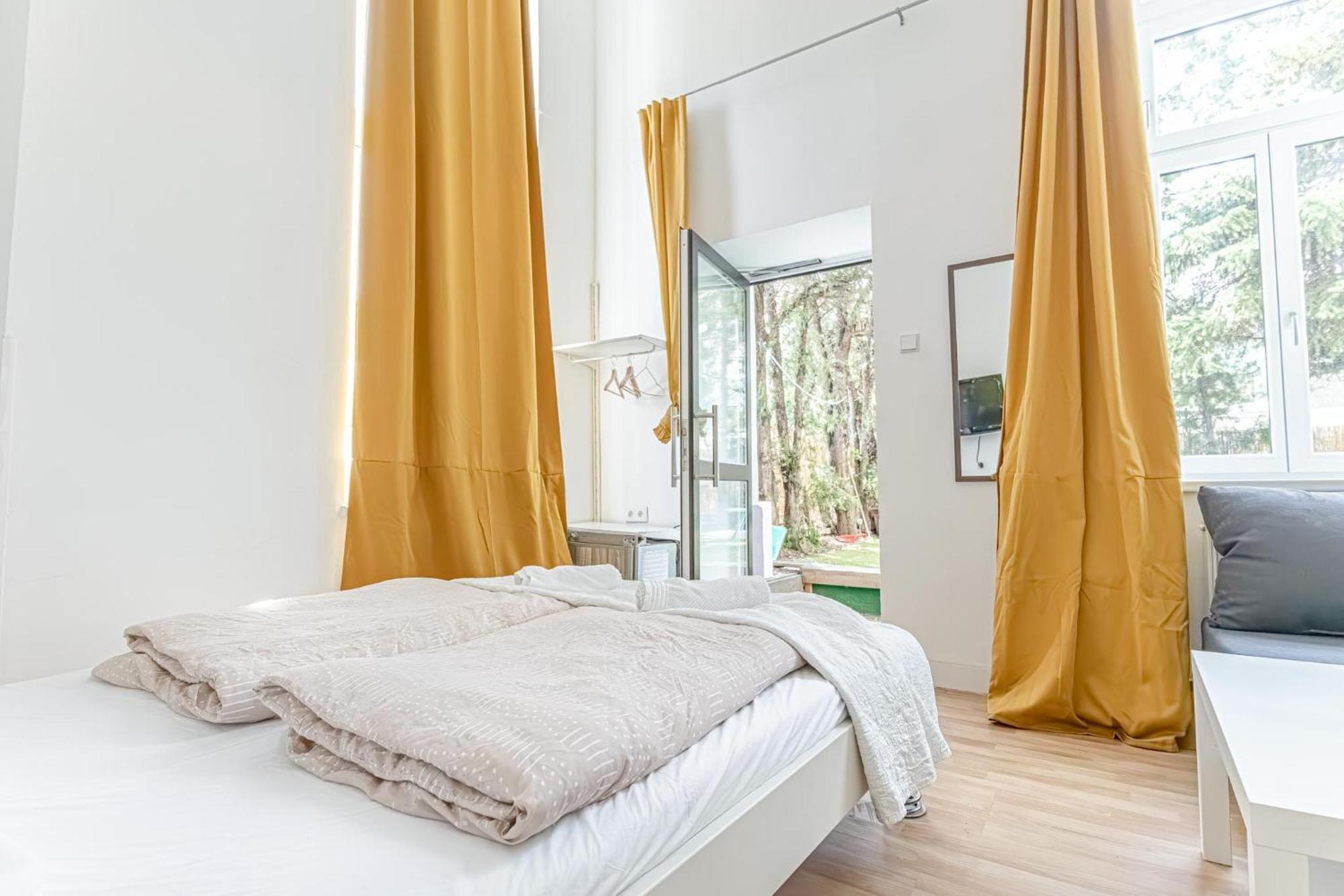 Loevly Shared 6Br With Garden Near Danube & Millenium City Bécs Kültér fotó