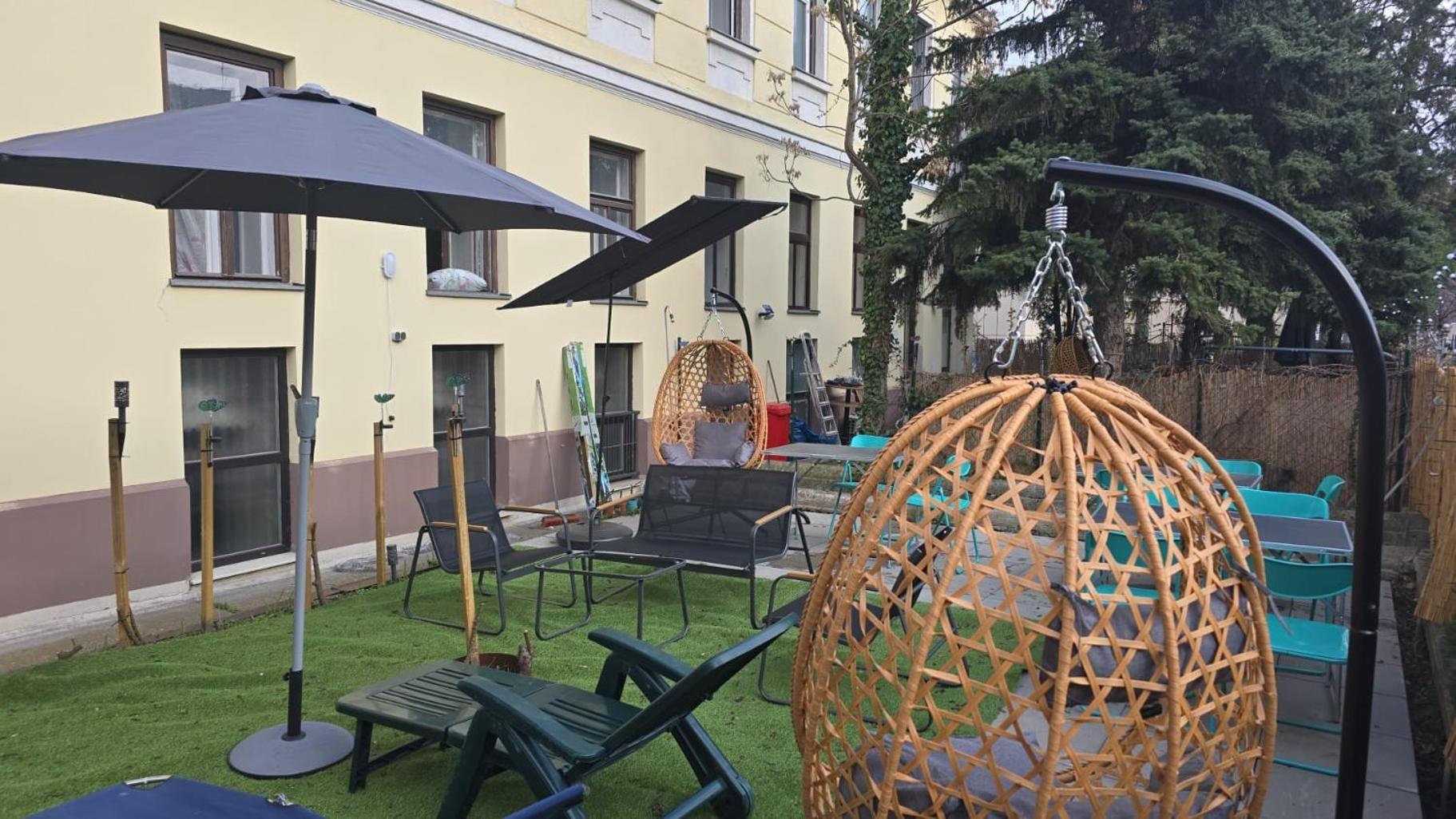 Loevly Shared 6Br With Garden Near Danube & Millenium City Bécs Kültér fotó