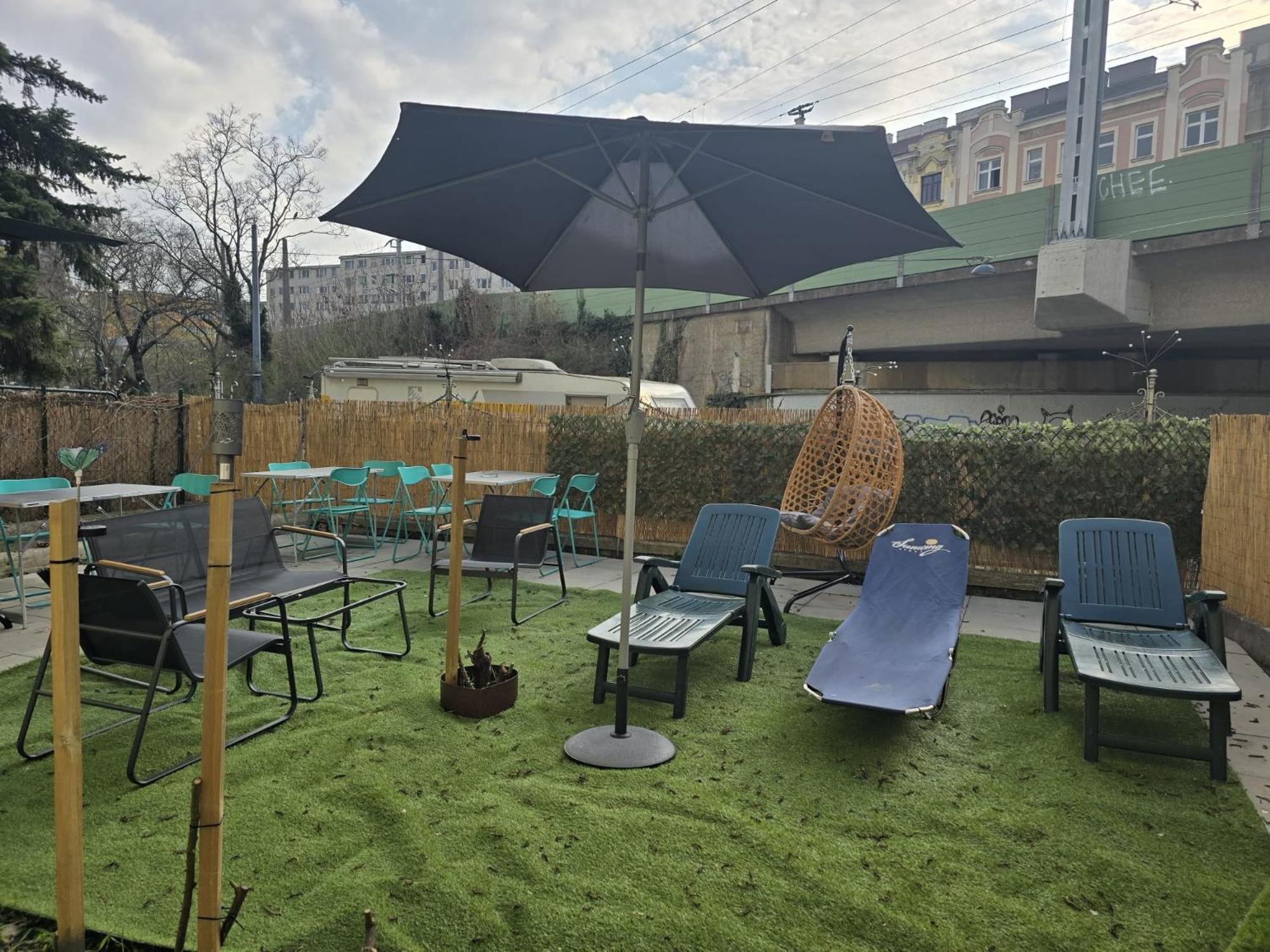 Loevly Shared 6Br With Garden Near Danube & Millenium City Bécs Kültér fotó
